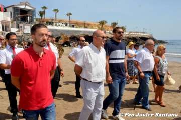 Misa y procesión terrestre-marítima de la playa de Ojos de Garza (Foto TA)